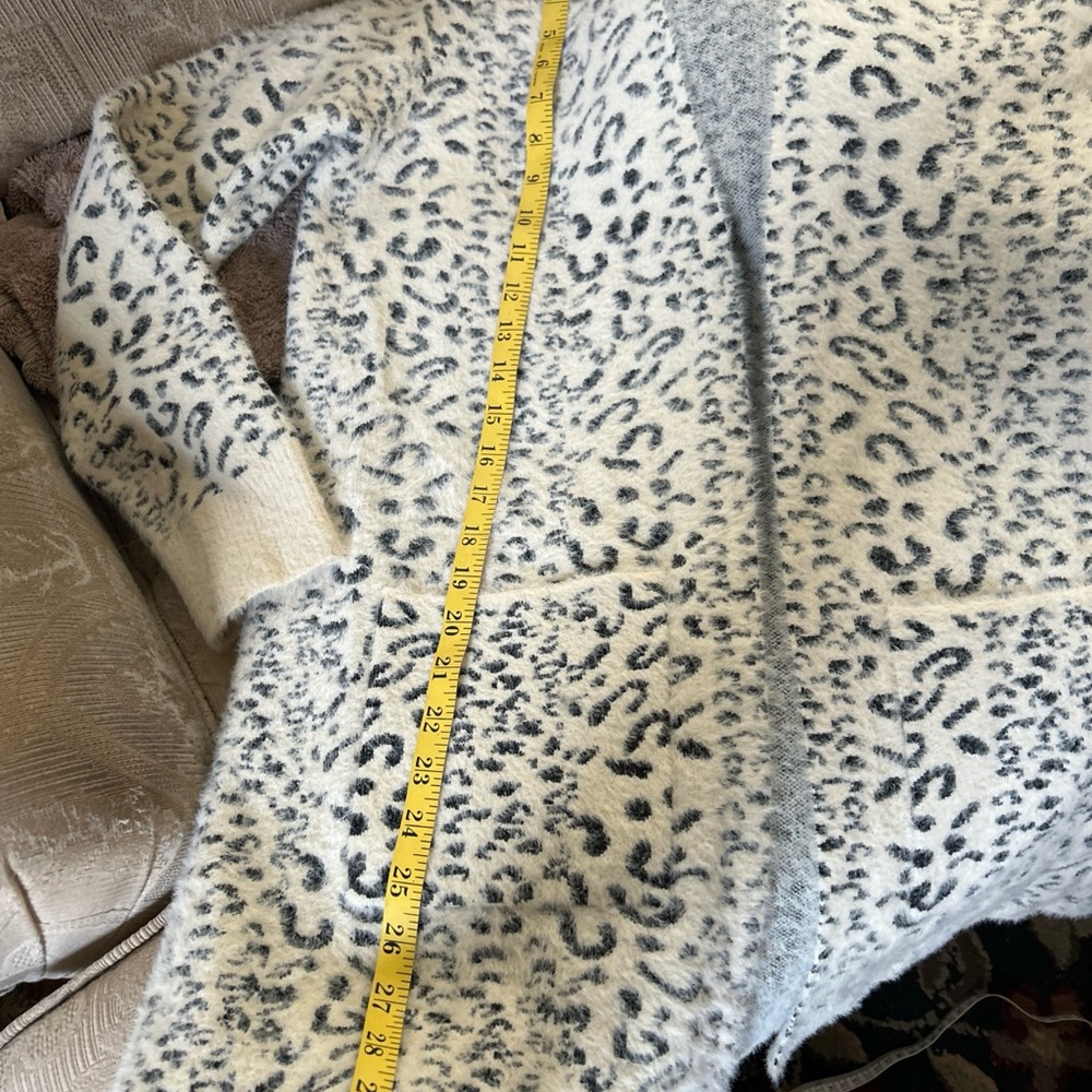 Evolution By Cyprus Leopard Print Open Front Pock… - image 6